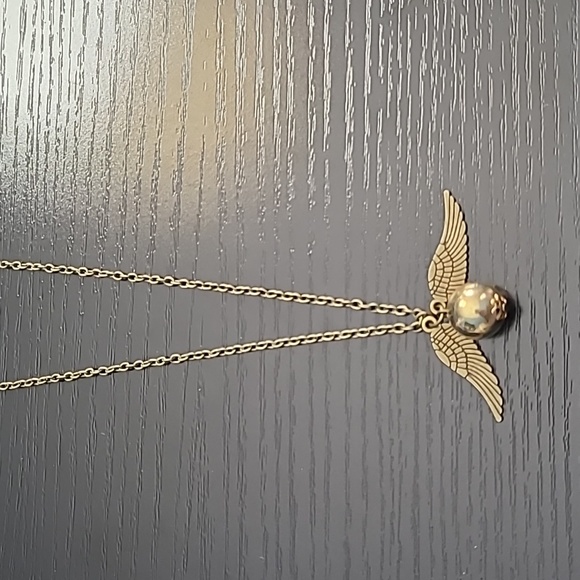 Harry Potter Golden Snitch Necklace - Picture 2 of 4
